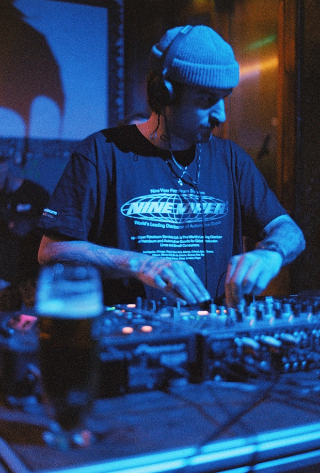 19 SOS x DUNGEON, Cofe de la Ostrava, Casablanka